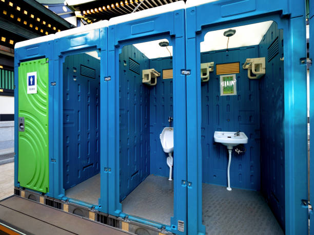 Best Porta potty rental near me  in El Valle De Arroyo Seco, NM